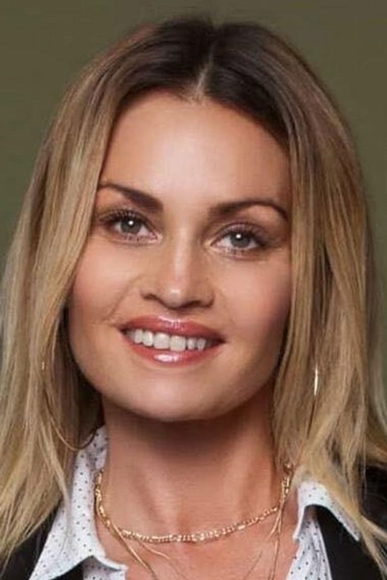 Mai-Britt Catrine Holsbøl