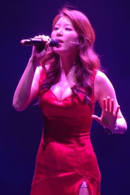 Lisa (Musical actress)