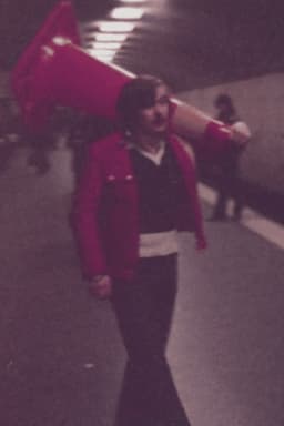 Underjordiskt sällskap : En fredagsresa under Stockholm