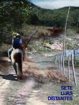 Sete Luas Distantes