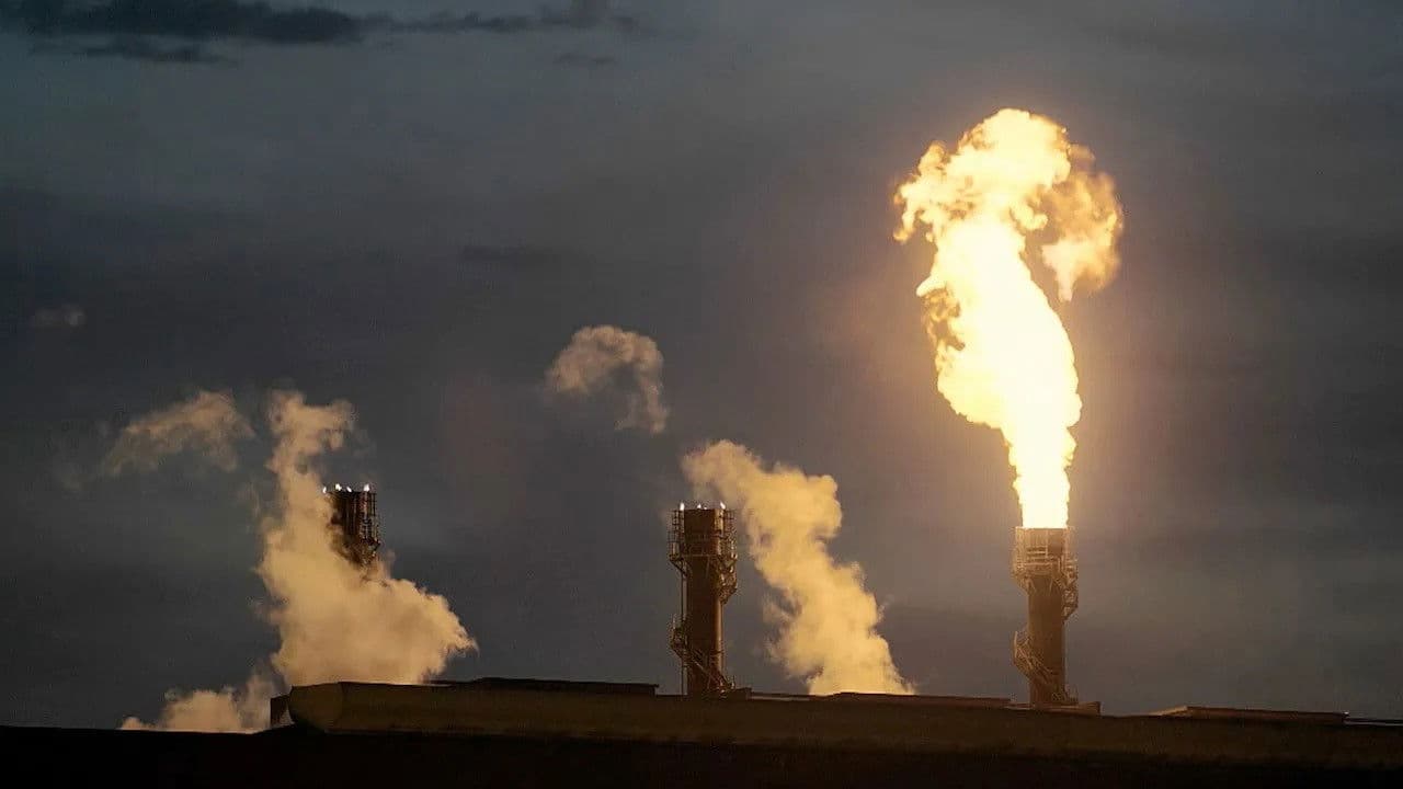 Der giftige Himmel von Tarent: Chronik einer geduldeten Umwelt-Katastrophe