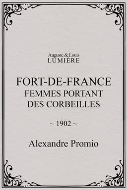 Fort-de-France : femmes portant des corbeilles