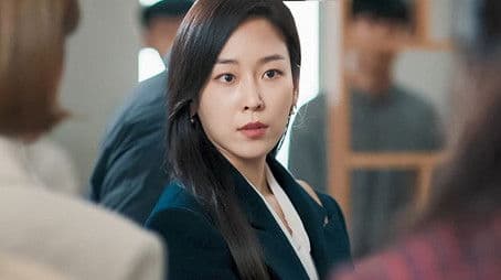 Her Moment Of Crisis