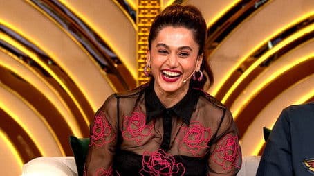 Hasseen Dillruba Ke Saath Guftagoo