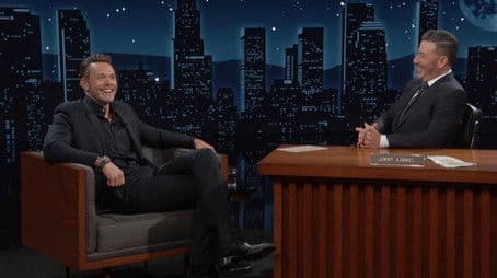 Joel McHale, SZA, Musical Guest Blondshell