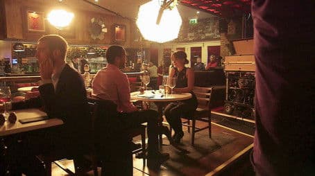 Doctor Who Extra: Listen