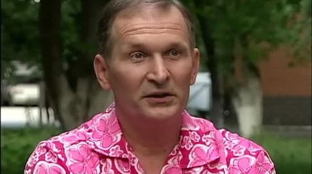 The In-Laws: Life Without Makeup (2)