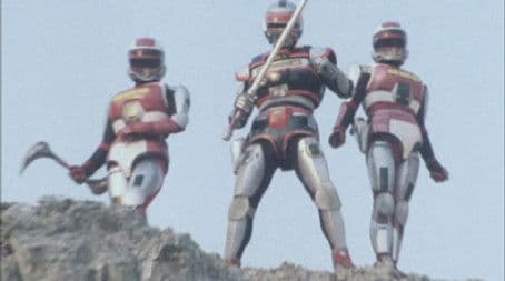 The Girl Watches! The Duel of the Beam Sword VS The Legendary Demon Sword