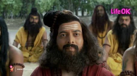 Vishnu helps Ganesha