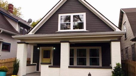 Mom & Daughter Renovate Homes