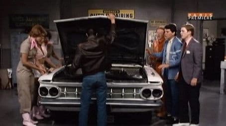 Fonzie Loves Pinky  (2)