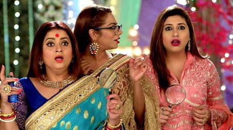 The Women Gang Up Against Rajni