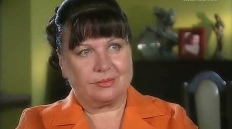 The In-Laws: Life Without Makeup (3)