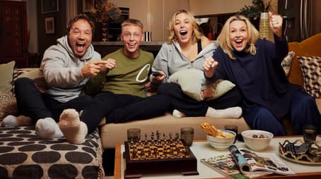 Celebrity Gogglebox for SU2C