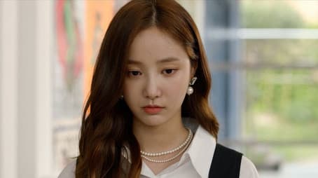 Does Rain Seem Different from a Hotel than a Motel?