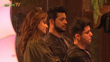 Pratik Goes On A Rampage