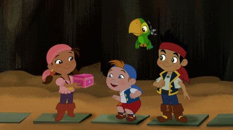 Izzy's Pirate Puzzle / The Never Land Games