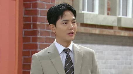 Ms. Ok, I'm going to quit the academy.