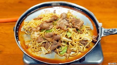 Tonchan and Keichan of Gero City, Gifu Prefecture