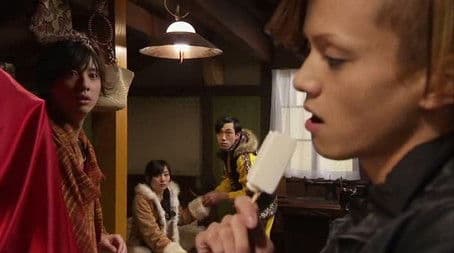 A Red Medal, A Detective, A Betrayal