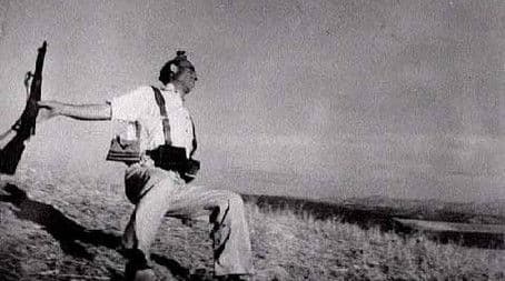 Robert Capa: In Love and War