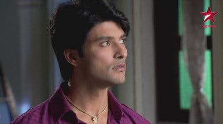 Bhabho is angry with Sooraj