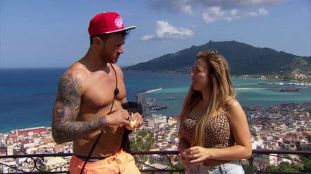 Holly And Kyle's Bust Up