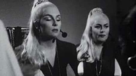 In Bed with French & Saunders