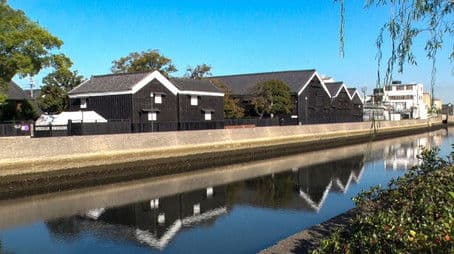 Handa: Savoring a Canal City's Delights