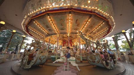 Toshimaen: In Front of Japan's Oldest Carousel