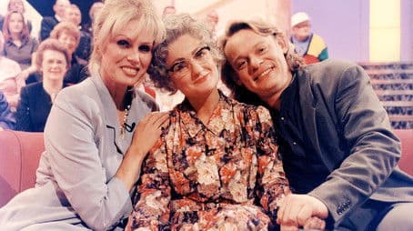 Joanna Lumley, Martin Clunes