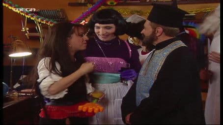 Se apokriatiko katastima, Se apokriatiko party, Sto italiko me tin Tzina