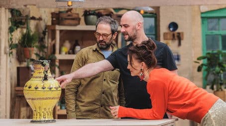 The Final: Statement Greek Amphoras