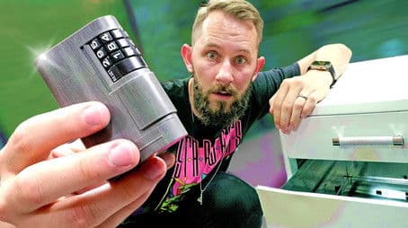 Found a Secret Hidden Mini Safe in Hi5 Studios!