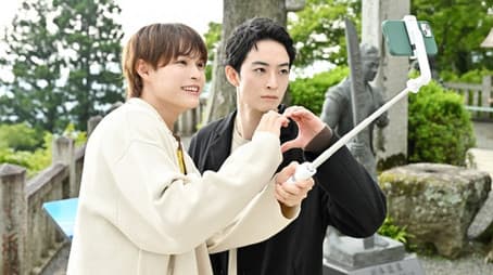 A dream trip to a hot spring. Are you curious about my past?