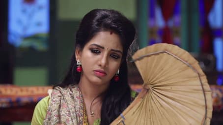 Nandini Tends to Chinnathambi
