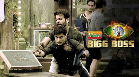 Jay Hustles For Money