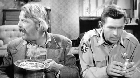 Briscoe Declares for Aunt Bee