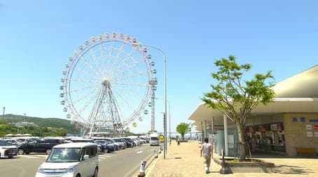A Midsummer Service Area on Awaji Island