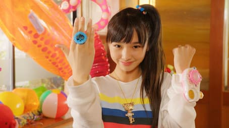 Identity exposed, a large transformation!? A secret secret warrior!