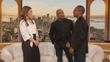 Daymond John, Pilar Valdes