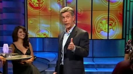 Hairdos and Hair Don'ts, Dorky Dads, and Backyard Boneheads