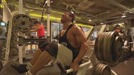 Workout! The Giant Sports Gym That Never Sleeps