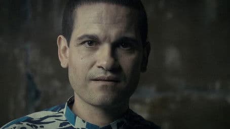 The Imposter (2012) - Looking into the Lens