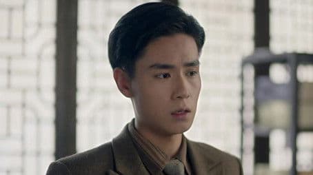 The Murder Turns into a Gold Heist