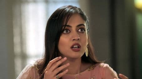 Roshni's Eerie Encounter