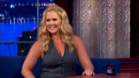 Amy Schumer, Stephen King, Troubled Waters (Paul Simon)