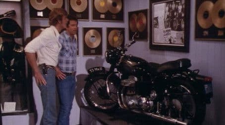 Welcome, Waylon Jennings