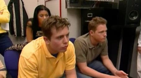 Hasta La Vista, Artista