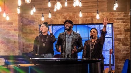 Savannah Stevenson / Anthony Brown